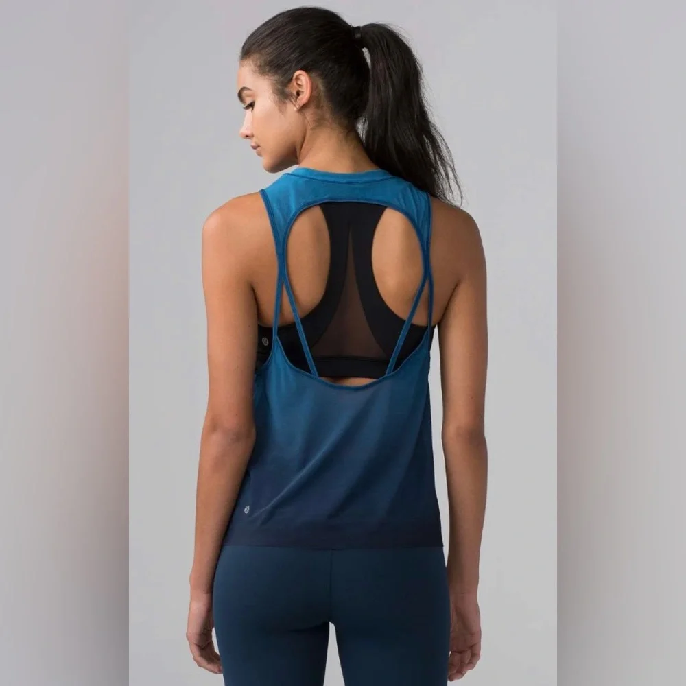 NEW Lululemon Chase Me Tank Vertical Ombre Pre wheeze Tank Whirlpool Jaded